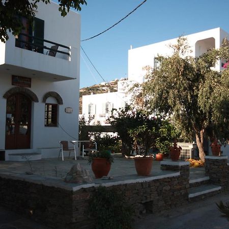 Cyclades Beach Apartments Chrisopigi  ภายนอก รูปภาพ