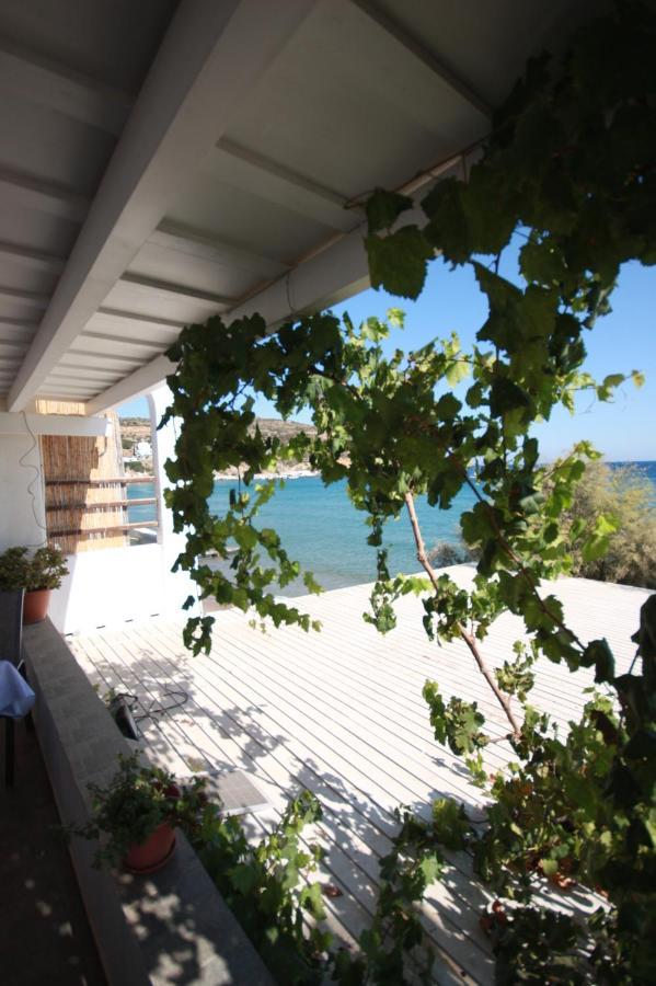 Cyclades Beach Apartments Chrisopigi  ภายนอก รูปภาพ