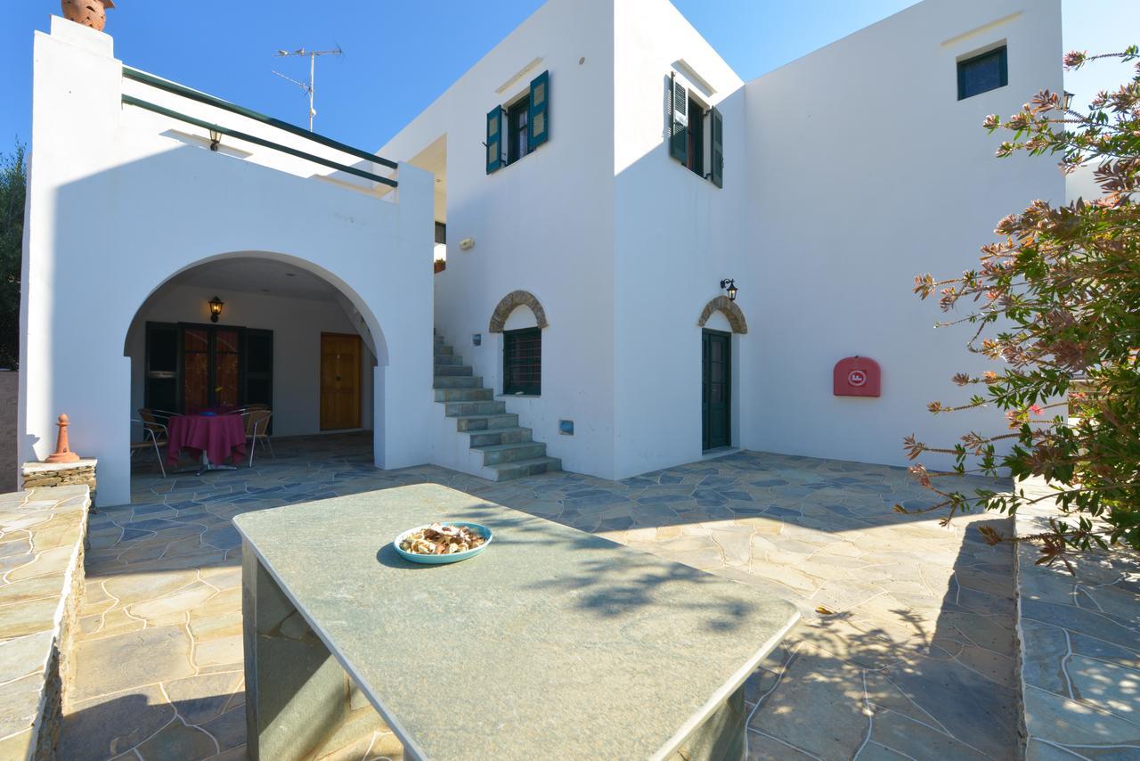 Cyclades Beach Apartments Chrisopigi  ภายนอก รูปภาพ