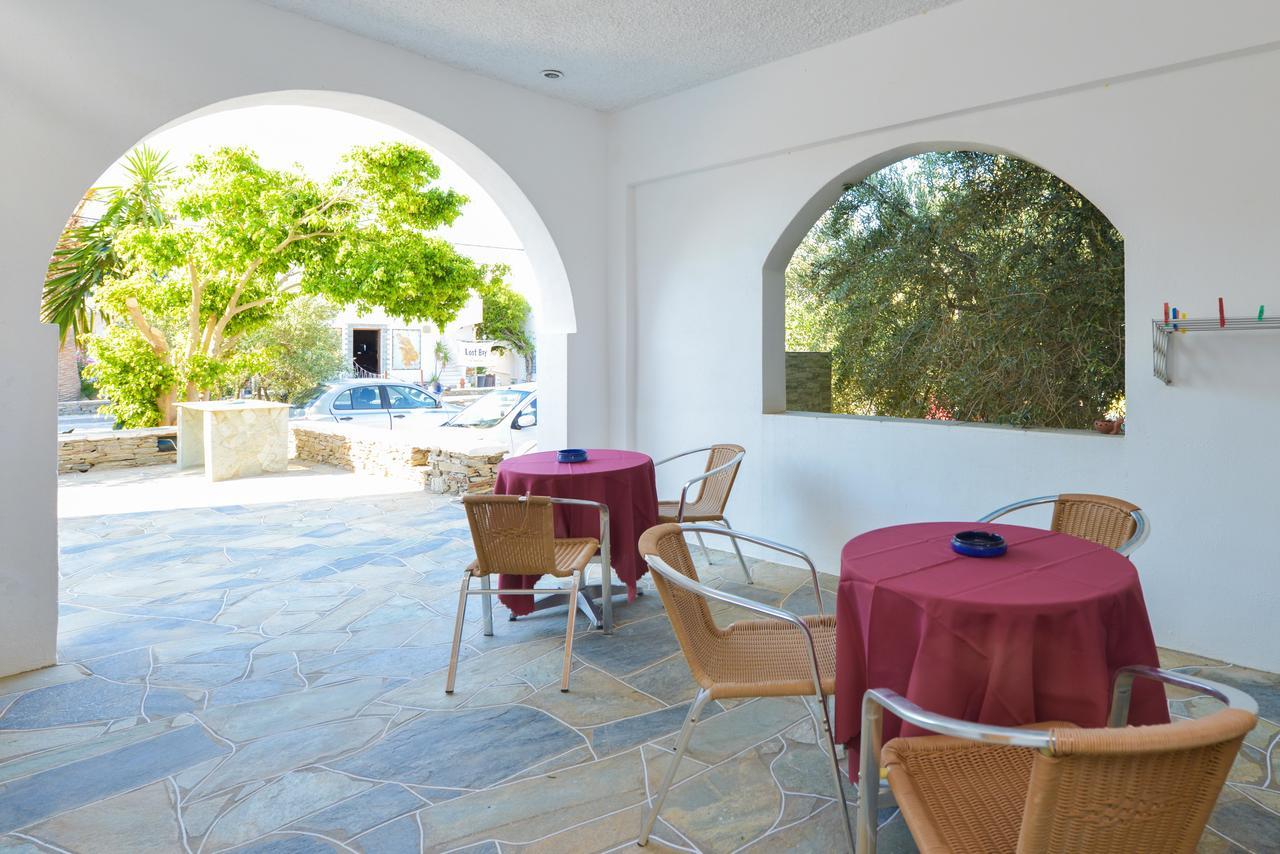 Cyclades Beach Apartments Chrisopigi  ภายนอก รูปภาพ