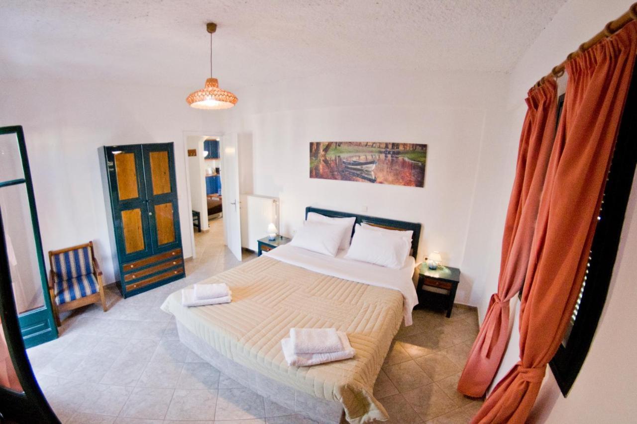 Cyclades Beach Apartments Chrisopigi  ภายนอก รูปภาพ